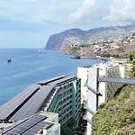 Flh Ocean View Escape At Acqua Residences شقة *