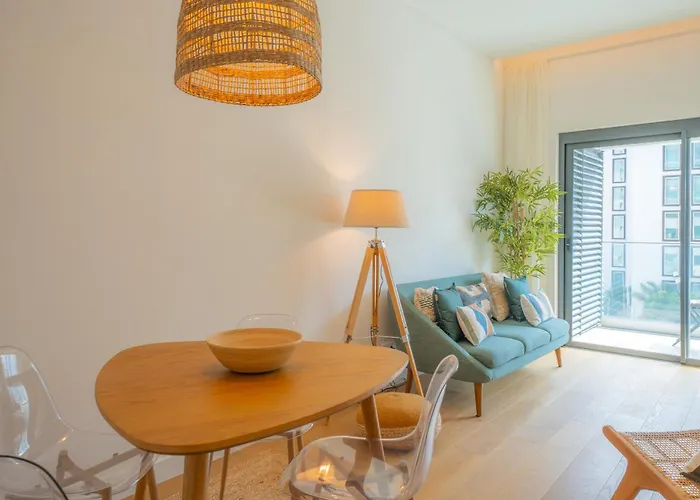 Flh Ocean View Escape At Acqua Residences * 丰沙尔