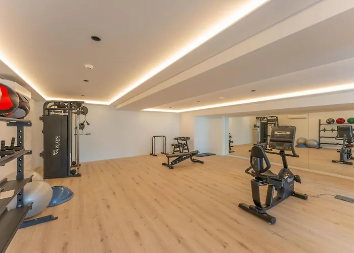Апартаменты Flh Ocean View Escape At Acqua Residences