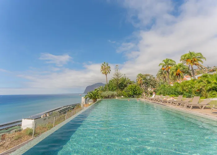 Апартаменты Flh Ocean View Escape At Acqua Residences Фуншал